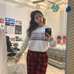 white Hollister shirt